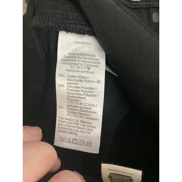 NWT Madewell Kickout Crop jeans 27 Black - Picture 8 of 9